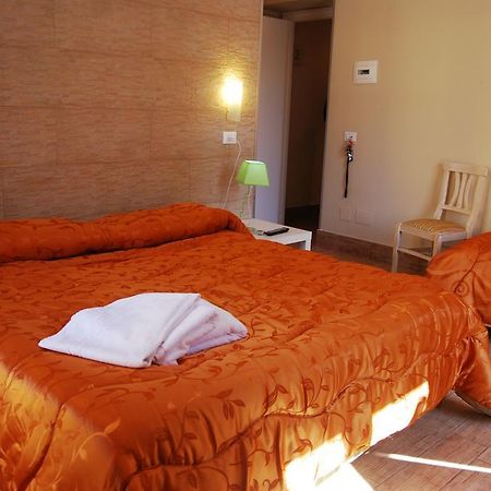 Casa Aurelia Hotel ปาแลร์โม ภายนอก รูปภาพ