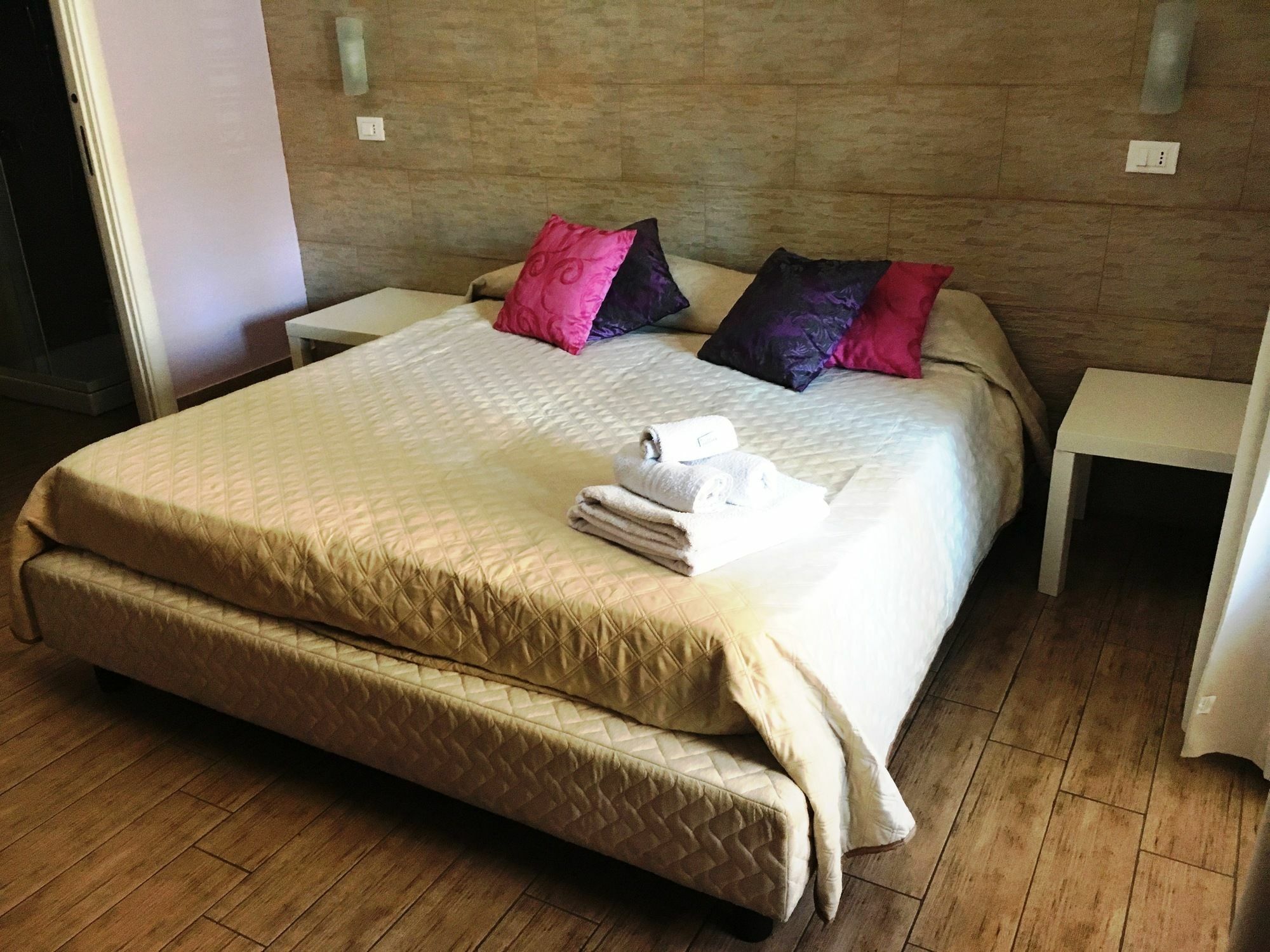 Casa Aurelia Hotel ปาแลร์โม ภายนอก รูปภาพ